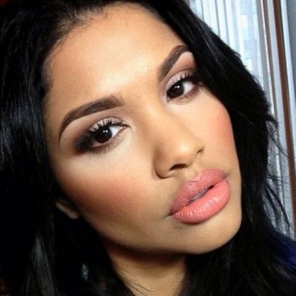 Last one! MAC RUNWAY HIT Lipstick NIB Retro Matte - Picture 4 of 7